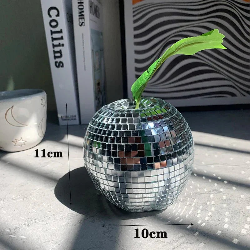 apple-banana-disco-ball-fruit-decoration-547737.jpg apple-banana-disco-ball-fruit-decoration-547737.jpg